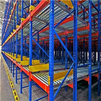 Гравітаційні стелажі для піддонів